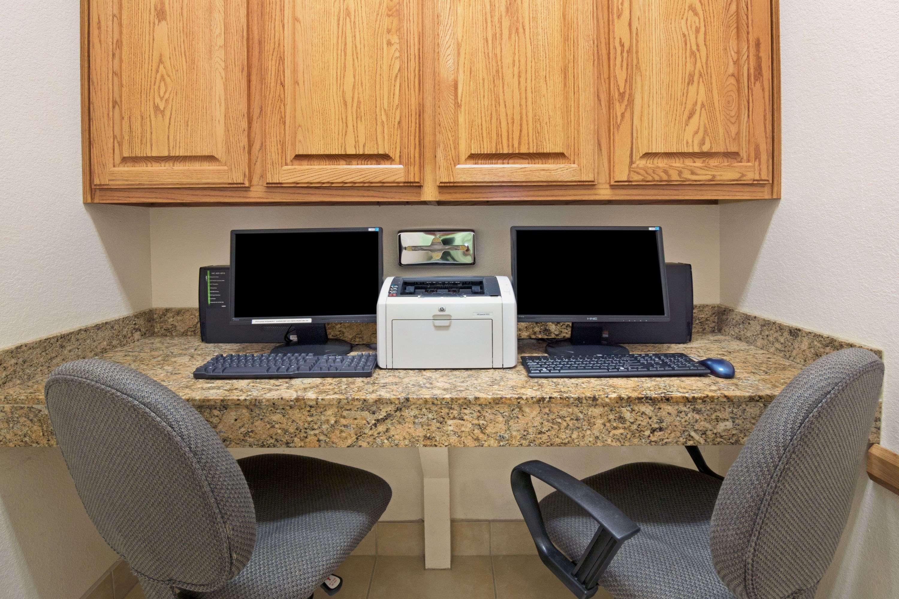 Super 8 By Wyndham Austin/airport South 2* Austin