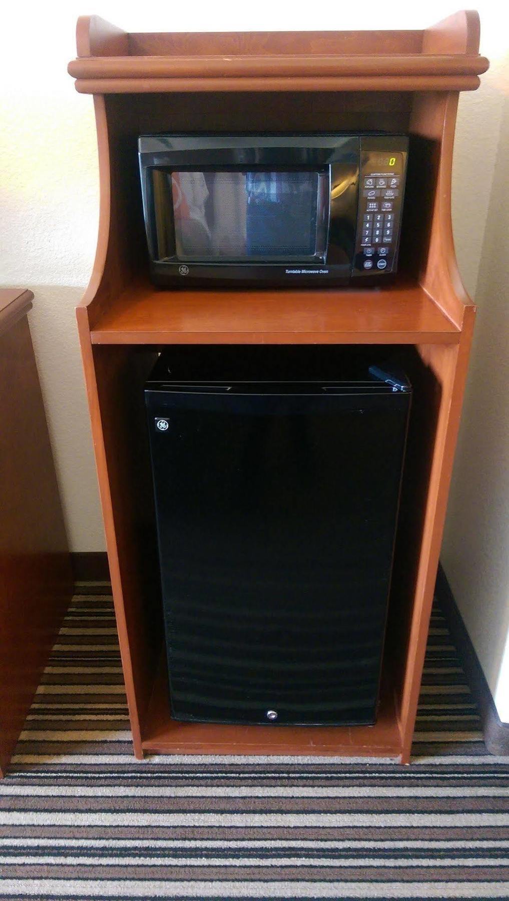 Hotel Super 8 By Wyndham Austin/airport South
